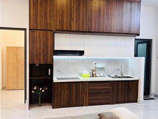 Căn 3 phòng ngủ ở 3-5 người sát đầu cầu Rồng cách biển Mỹ Khê 600 mét