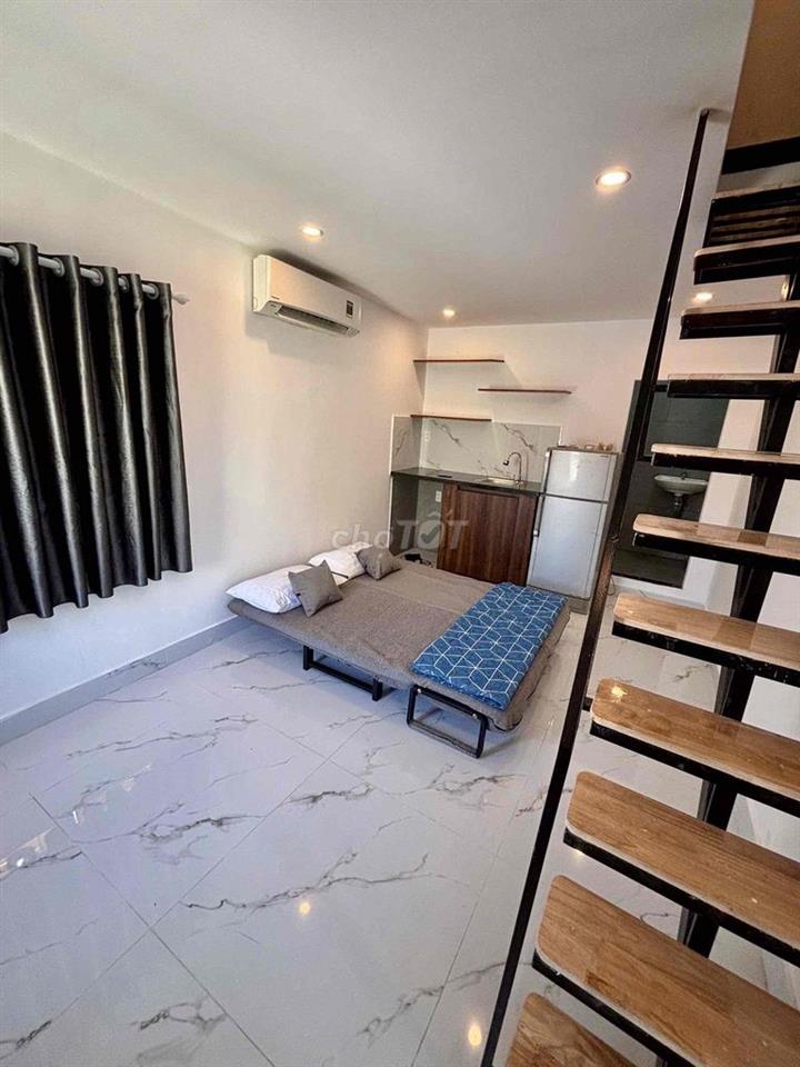 Căn 2 phòng ngủ ở 3-4 người sát đầu cầu Rồng cách biển Mỹ Khê 600 mét