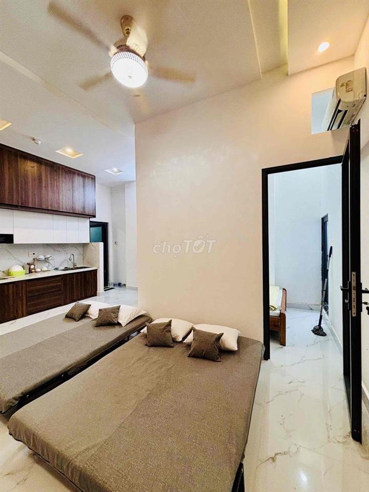 80m2 , 3 phòng ngủ ở 4-6 người. Sát đầu cầu Rồng  biển Mỹ Khê 600 mét