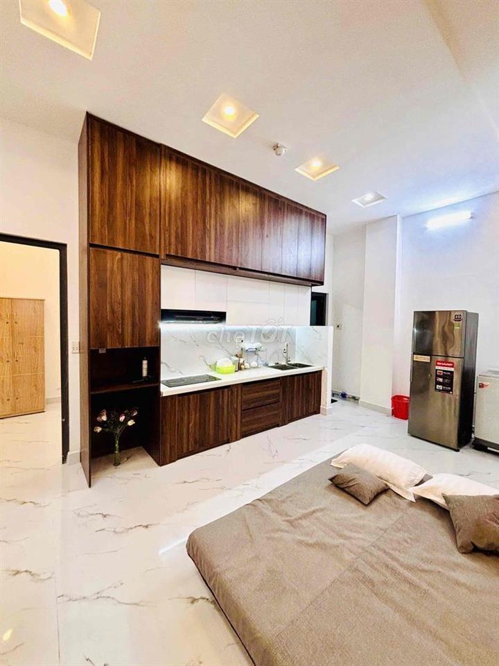 80m2 , 3 phòng ngủ ở 4-6 người. Sát đầu cầu Rồng  biển Mỹ Khê 600 mét