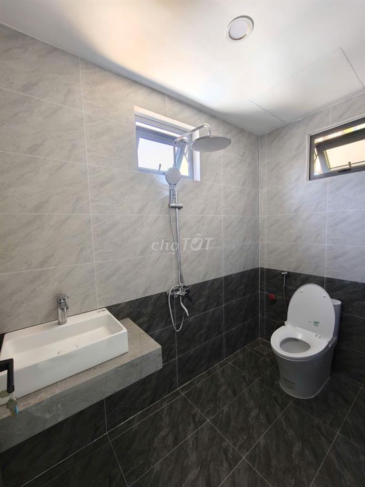 🏢✨ CHO THUÊ VĂN PHÒNG MỚI 100% – HÒA CƯỜNG | ĐƯỜNG 30/4 ✨🏢