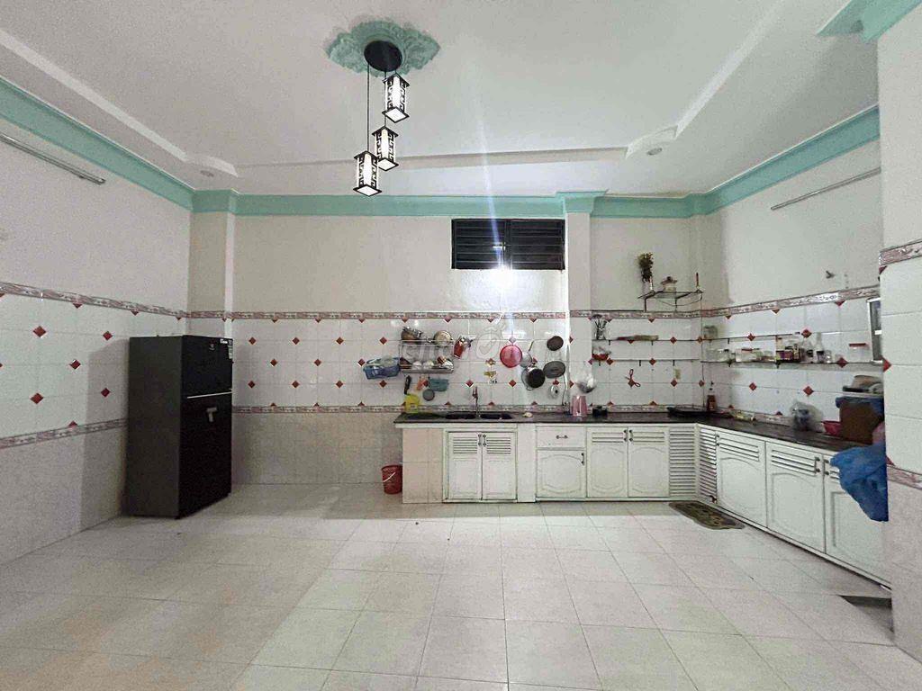 Bán nhà kiệt Hoàng Diệu Hải Châu