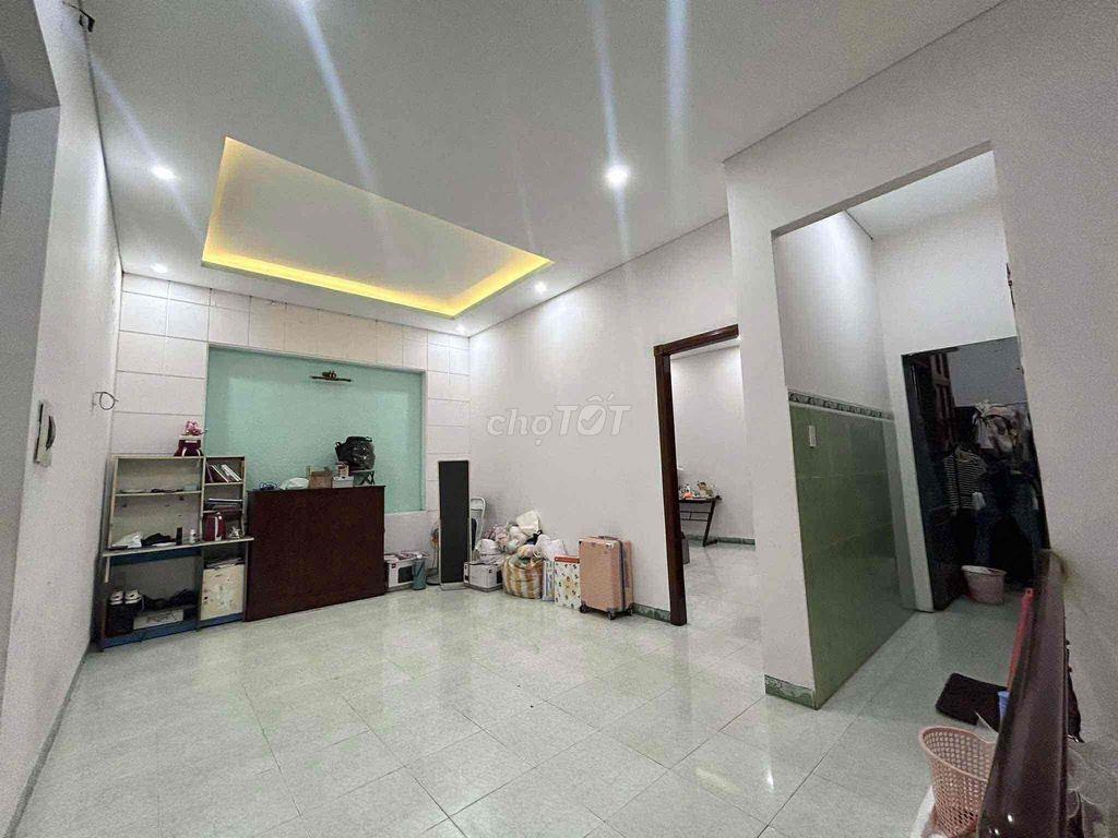 Bán nhà kiệt Hoàng Diệu Hải Châu