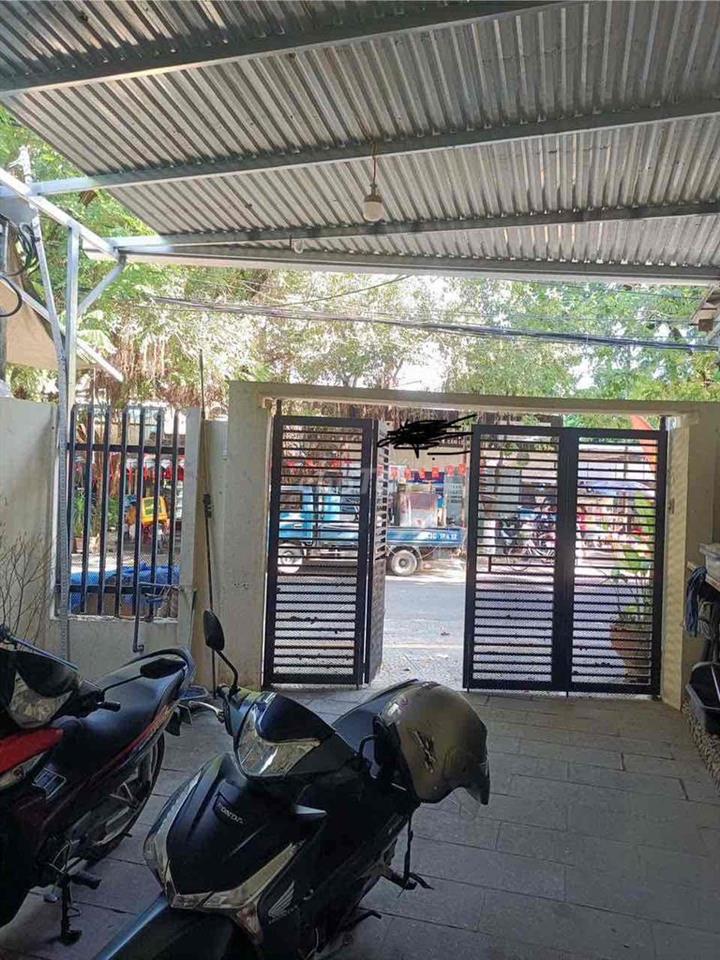 Cho thuê nhà 3 tầng MT Trần Ngọc Sương Hoà Thọ Đông Cẩm Lệ