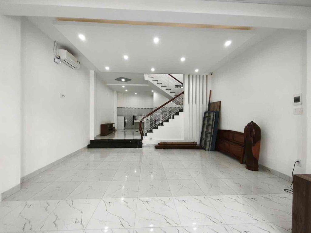 Cho thuê nhà MT Yên Khê 1 Thanh Khê Đông sát biển