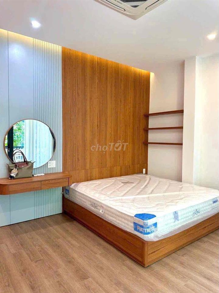 cho thuê nhà 3 tầng  mt phan trọng tuệ hải châu