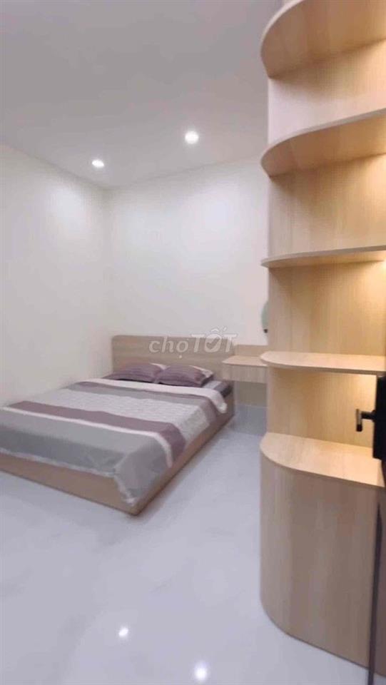cho thuê nhà 4 tầng MT Phạm Cự Lượng Sơn Trà