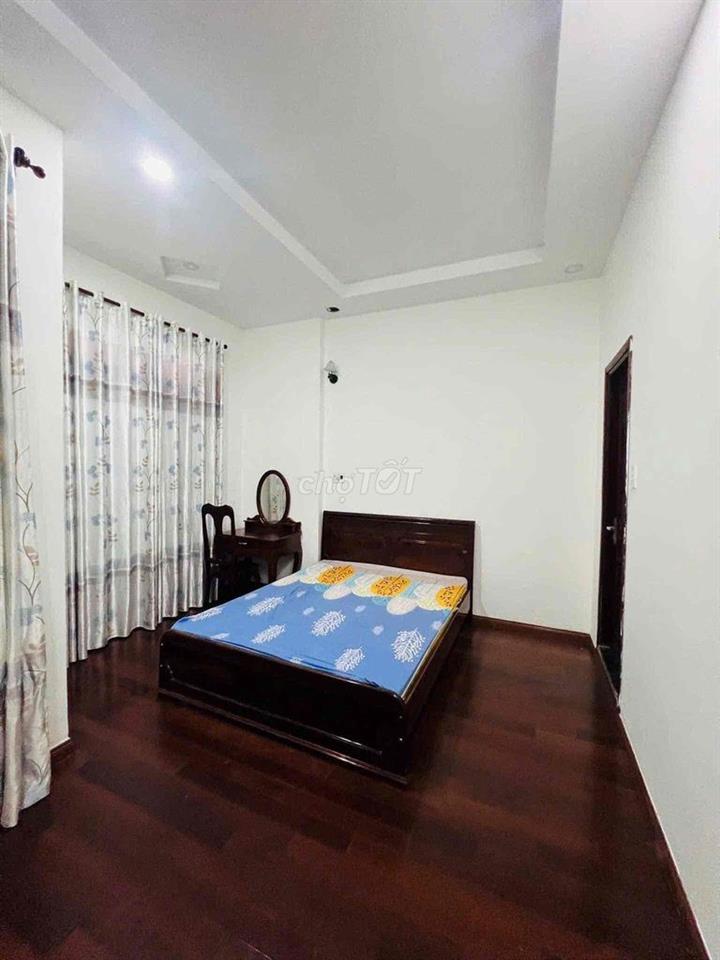 Cho thuê nhà 3 tầng MT Lý Đạo Thành Sơn Trà