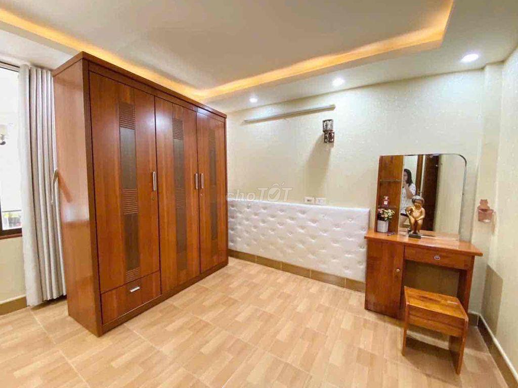 Cho thuê nhà MT Đỗ Quang Vị Trí sầm uất KD buôn bán rất tốt