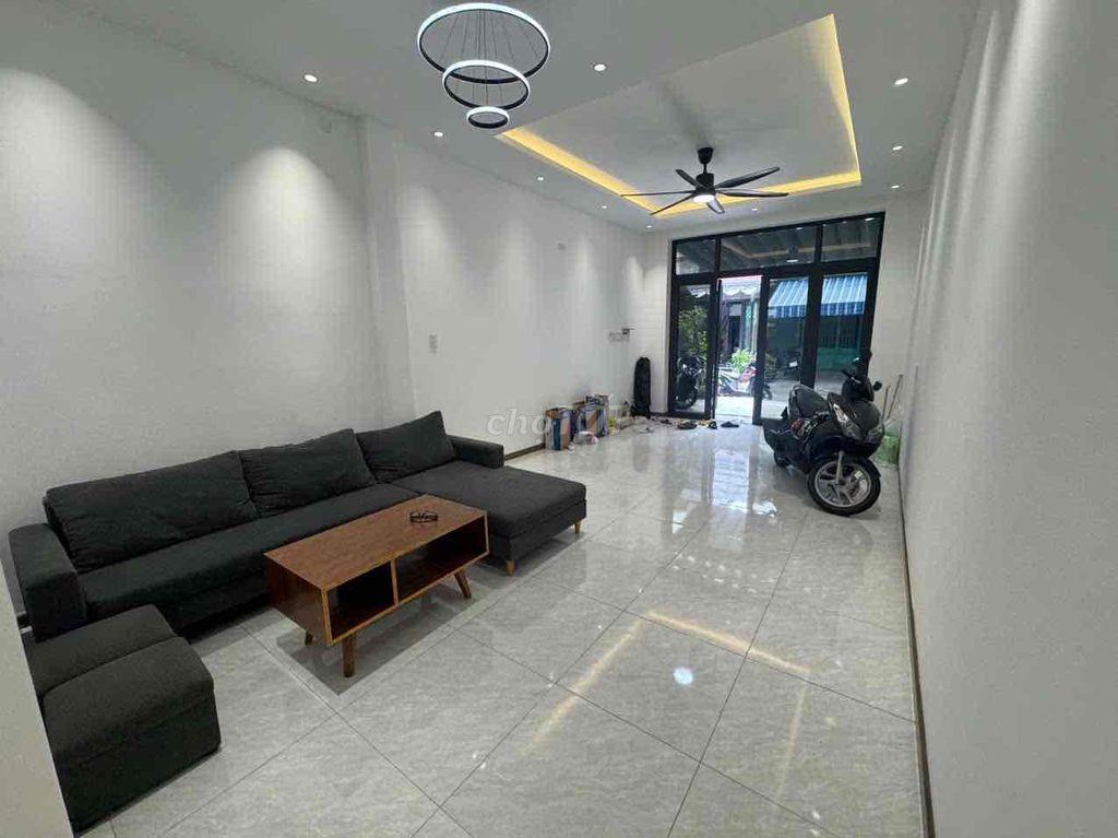 Cho thuê nhà Mt Võ Trường Toản Ngay khán đài bắn pháo ho