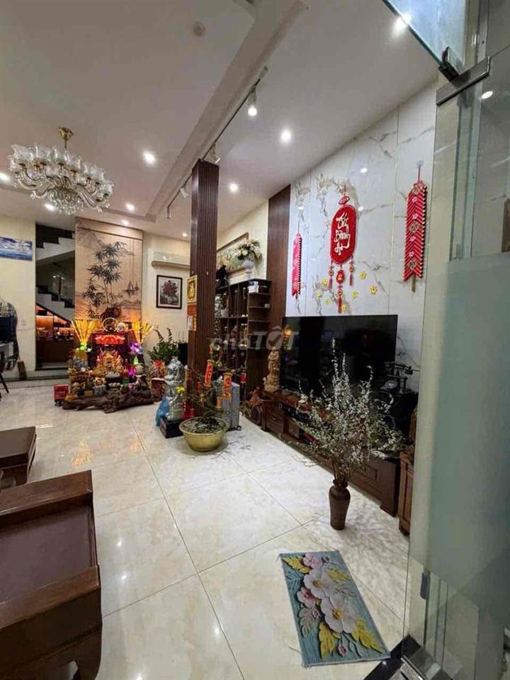 cho thuê nhà 3 tầng mt ngũ hành sơn đoạn kd sầm uất