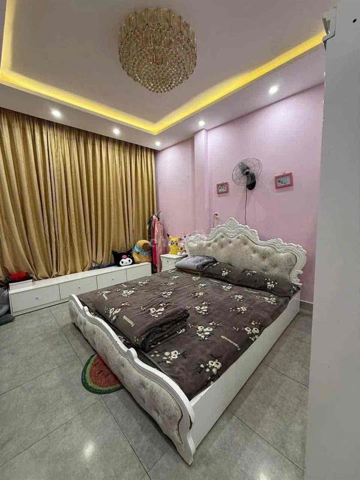 cho thuê nhà 3 tầng mt ngũ hành sơn đoạn kd sầm uất
