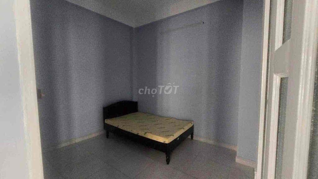 cho thuê nhà 3 tầng mt nguyễn đức trung đường 10m5 kinh doann sầm uất
