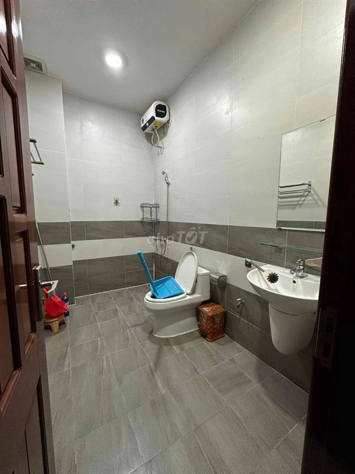 Cho thuê nhà 3 tầng kiệt ôtto đồng kè liên chiều gần chợ hoà khánh