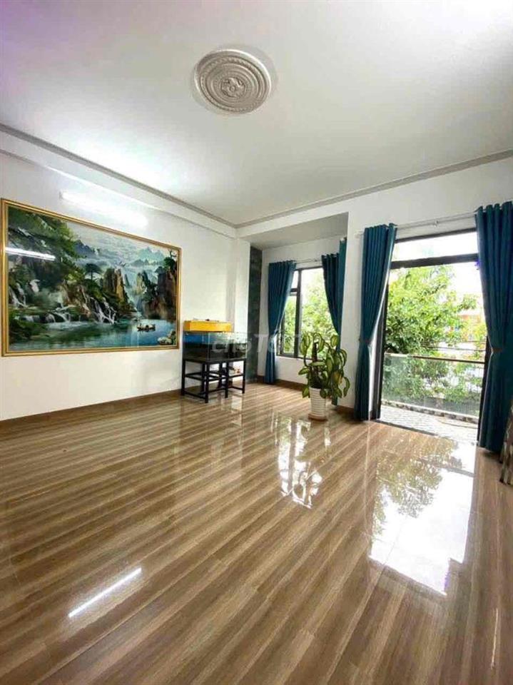 Cho  thuê nhà 3 tầng  mt bàu cầu 6 hoà xuân