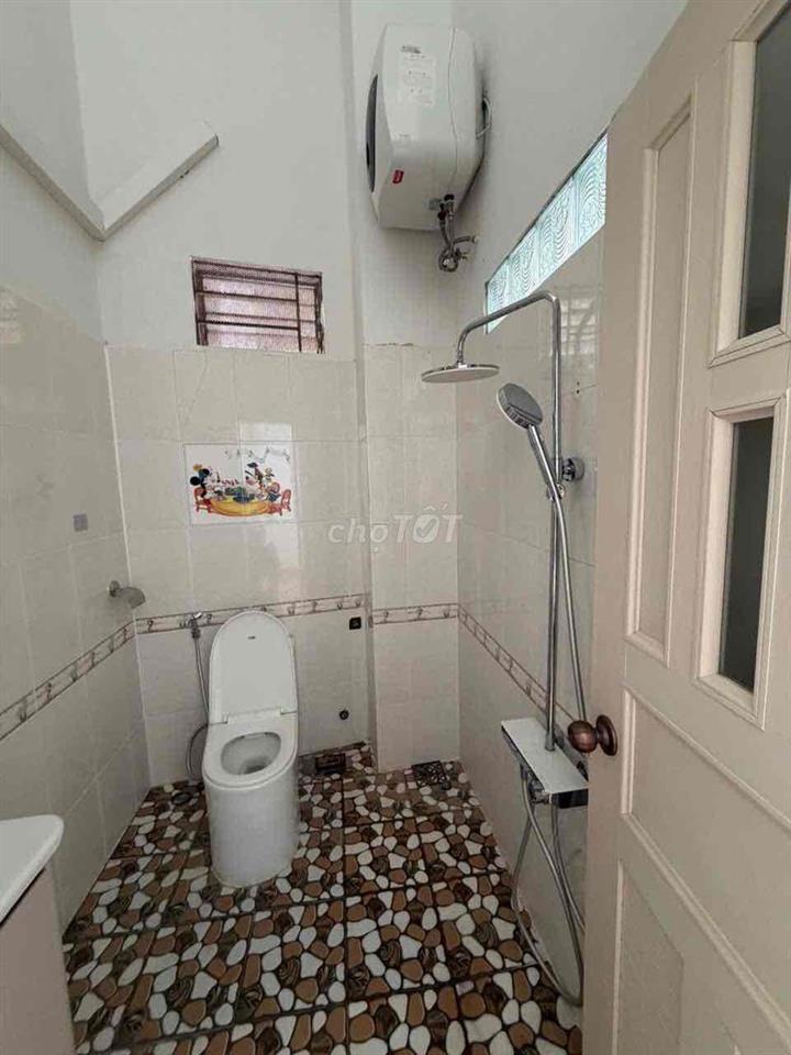 Cho thuê nhà kiệt Núi Thành Hải Châu gần đường chính