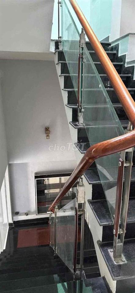 Cho thuê  nhà kiệt 20 Nguyễn Lương Bằng Sát Chợ Hoà Khánh