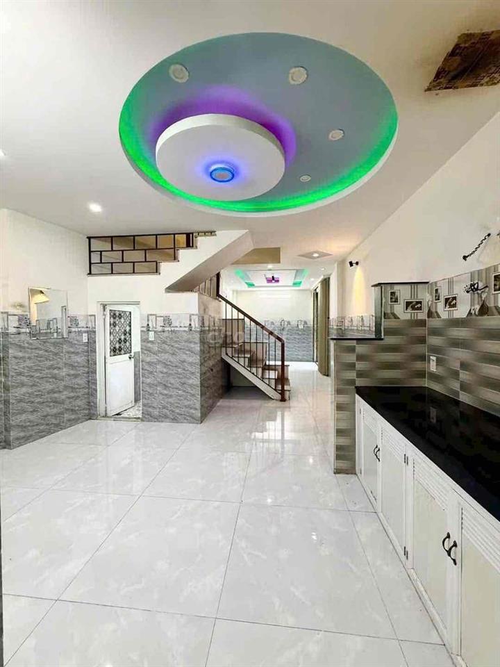 Bán nhà kiệt hoàng diệu giá rẻ