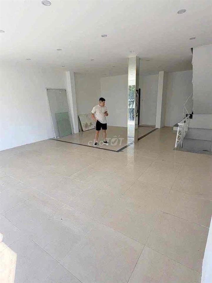 Cho thuê nhà 4 tầng MT Lê Duẩn Đoạn KD Sầm Uất