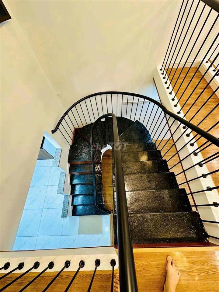 Cho thuê nhà MT Gác Lững MT Tôn Đản Cẩm Lệ