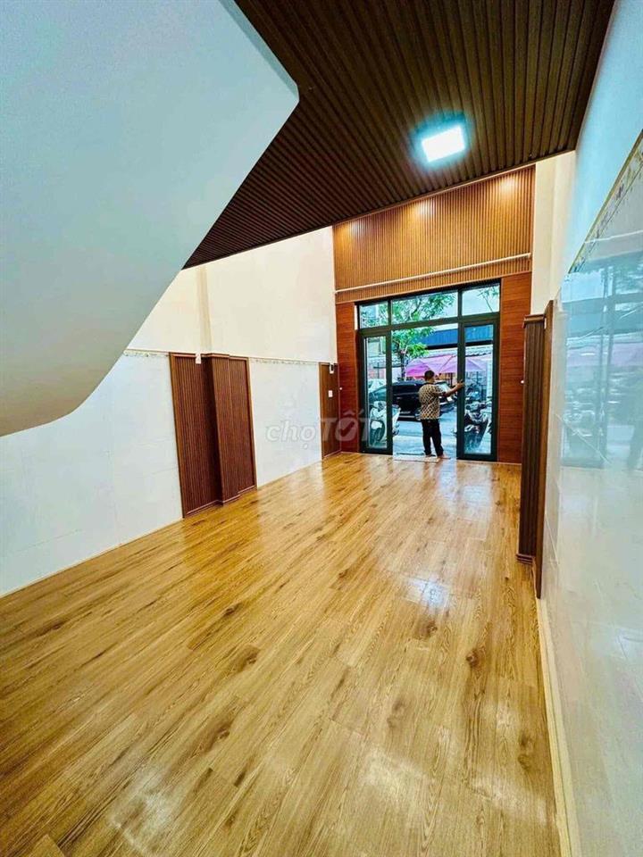 Cho thuê nhà MT Gác Lững MT Tôn Đản Cẩm Lệ