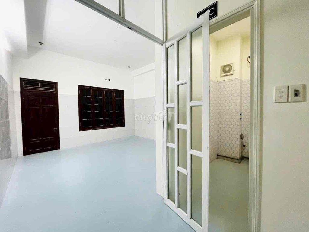 Cho thuê nhà 4 tầng MT Nguyễn Văn Linh Hải Châu