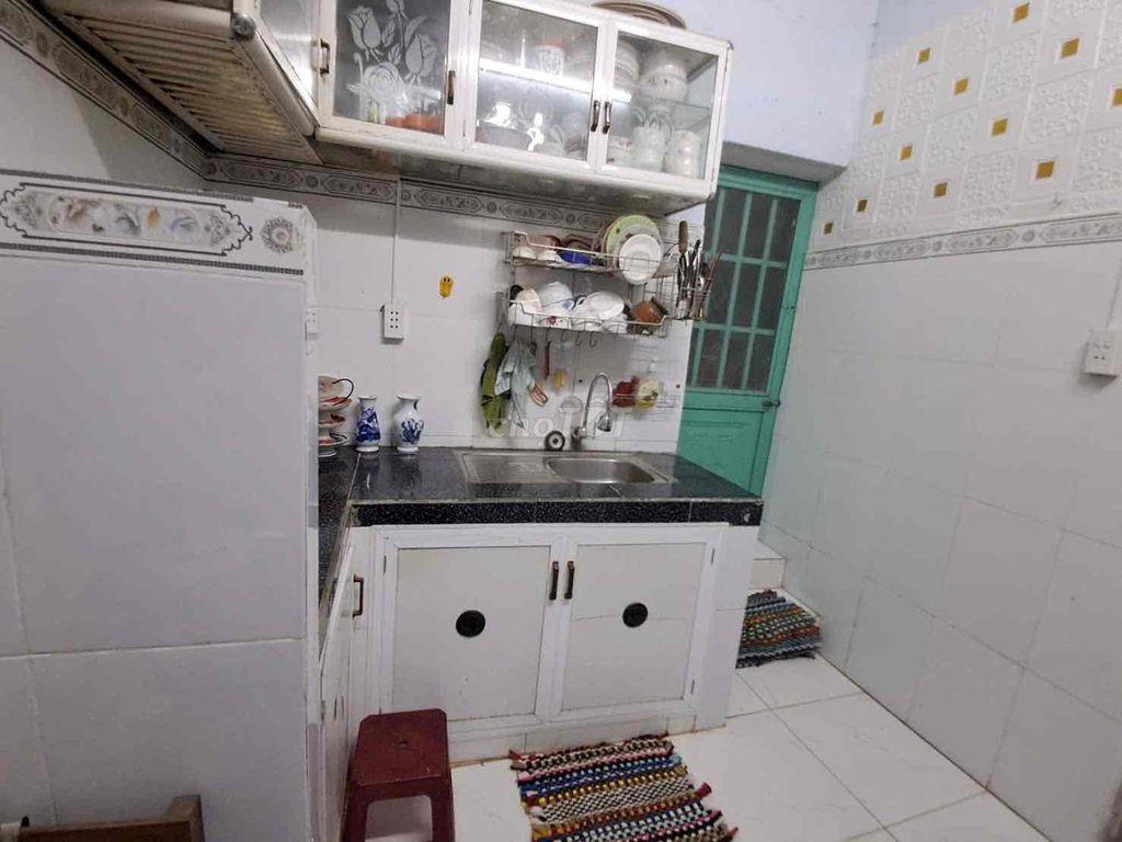 Bán nhà kiệt  Nguyễn Như Đãi Cẩm Lệ