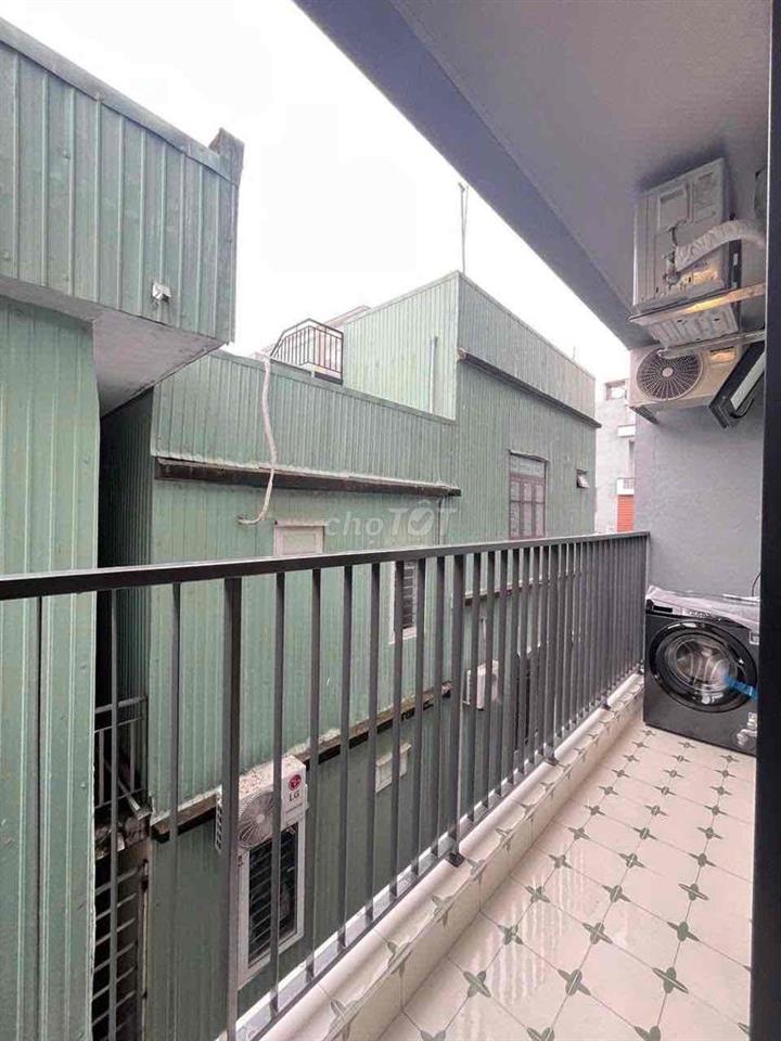 CĂN HỘ MỚI 100% CÓ HỒ BƠI TRONG TOÀ NHÀ - GẦN NGAY NAM VIỆT Á