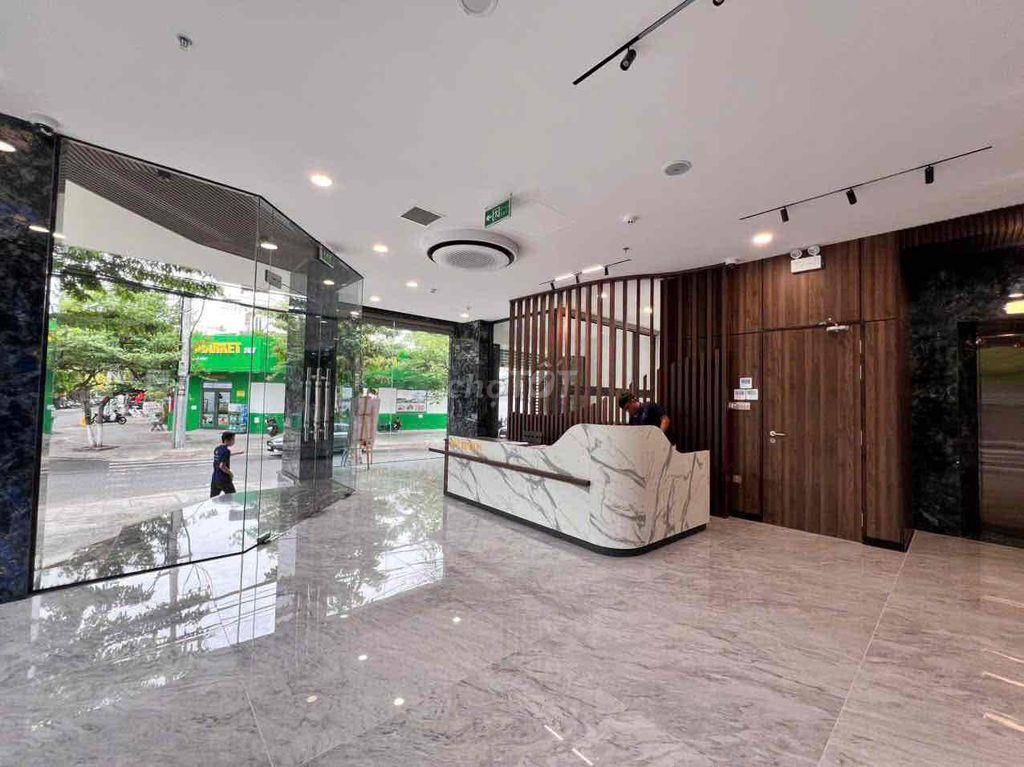 CHO THUÊ MẶT BẰNG LÔ GÓC GẦN PHẠM VĂN ĐỒNG - DIỆN TÍCH 120m2