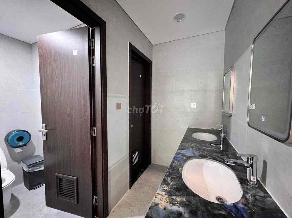 CHO THUÊ MẶT BẰNG LÔ GÓC GẦN PHẠM VĂN ĐỒNG - DIỆN TÍCH 120m2