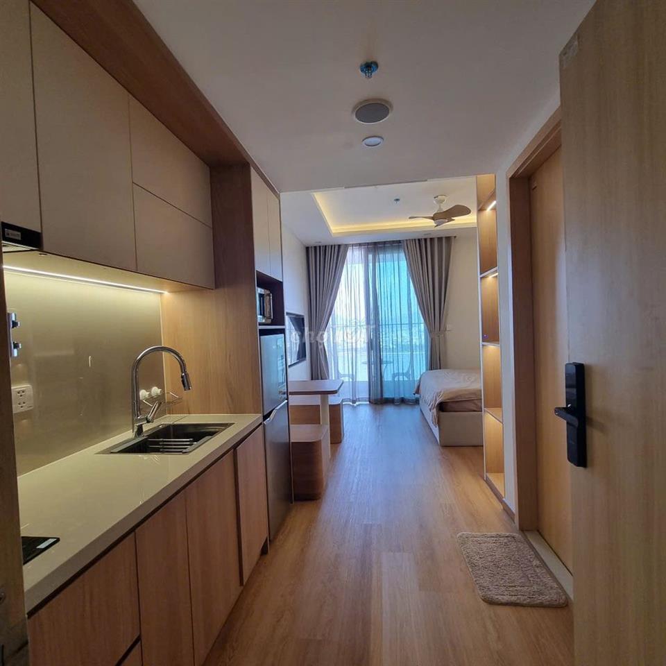 Cho thuê căn hộ view pháo hoa, mới 100%