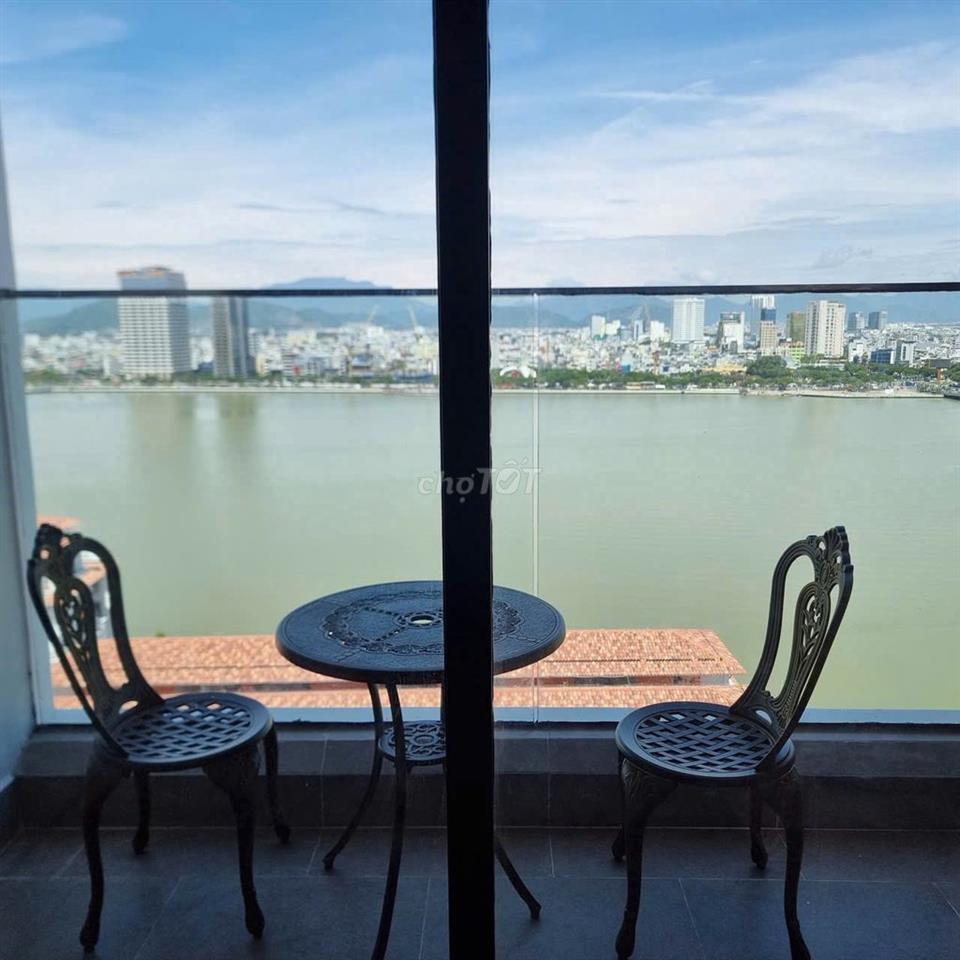 Cho thuê căn hộ view pháo hoa, mới 100%