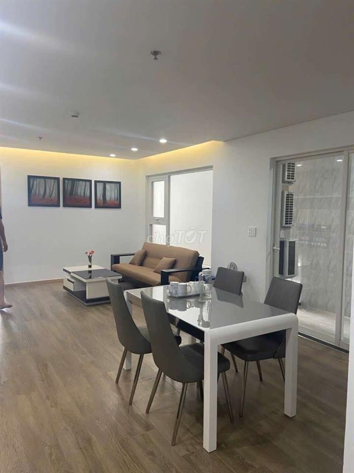 căn góc 78m2 2 phòng ngủ 2 WC