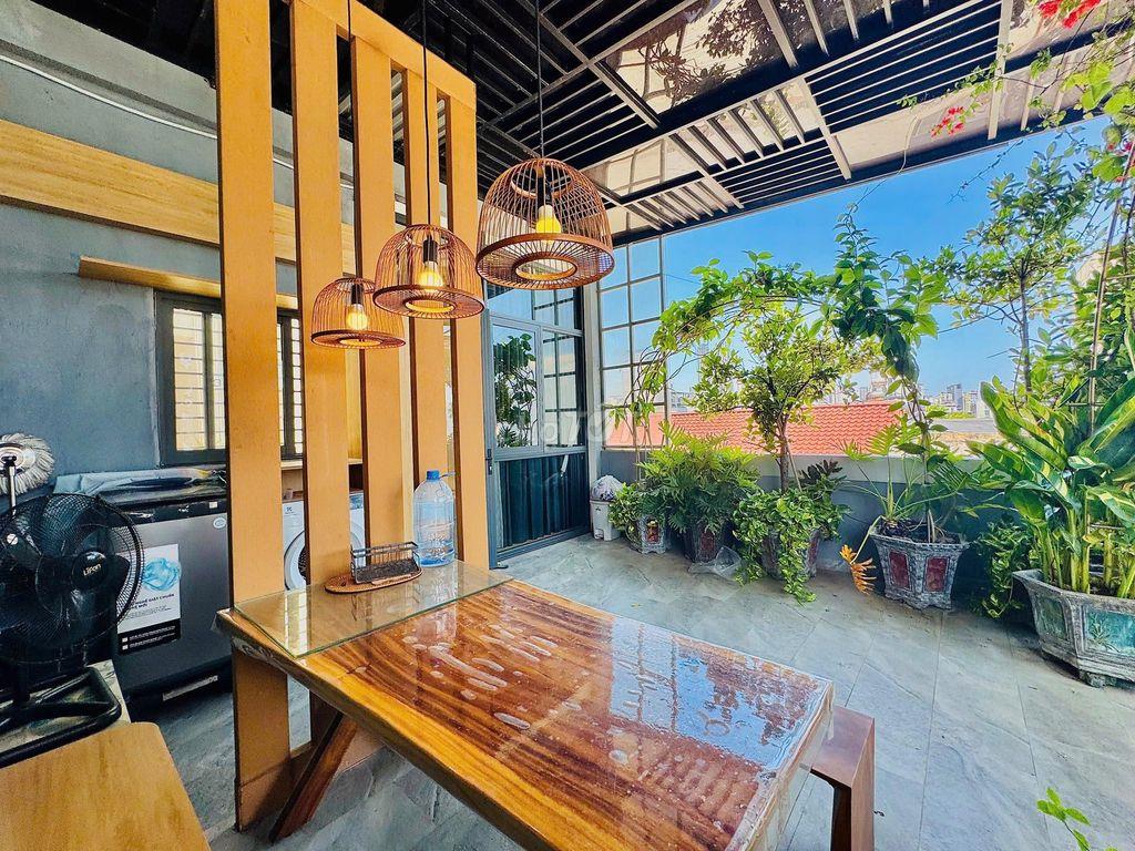  Căn hộ Penthouse 1 phòng ngủ – Ban công rộng – Khu vực BBQ