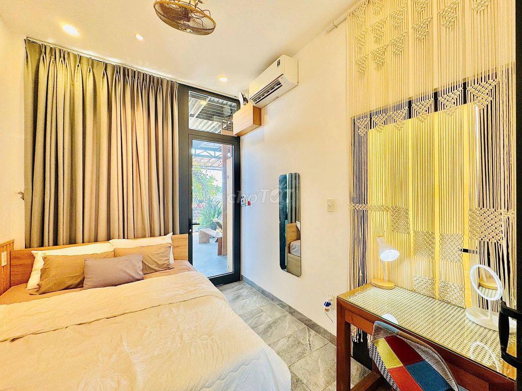  Căn hộ Penthouse 1 phòng ngủ – Ban công rộng – Khu vực BBQ