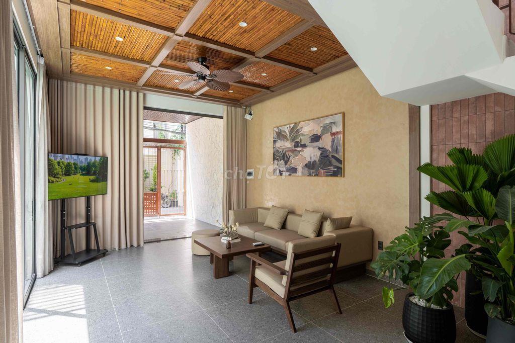 🔥🌊 SIÊU PHẨM VILLA BÊN BỜ BIỂN | 5PN – 7WC | DEAL VỀ SỐ CỰC ĐẸP 🌊🔥