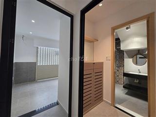 CĂN HỘ MỚI XÂY BÊN BIỂN FULL NỘI THẤT