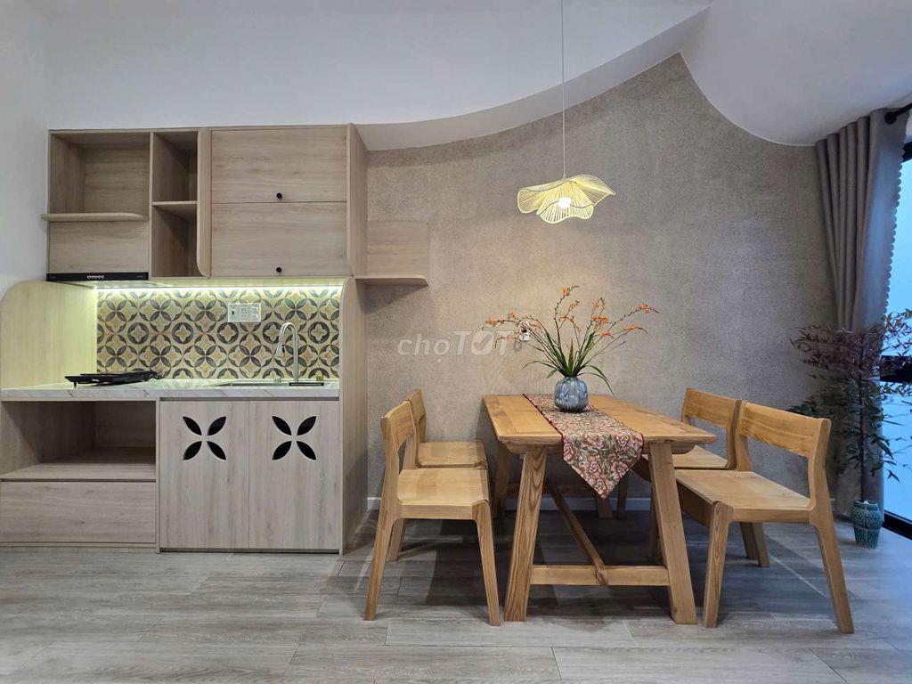 CĂN HỘ MỚI XÂY BÊN BIỂN FULL NỘI THẤT
