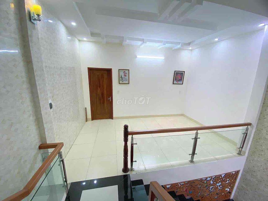 Cho thuê nhà nguyên căn 2 tầng đường vũ đình long sơn trà  Nhà 2 tầng: