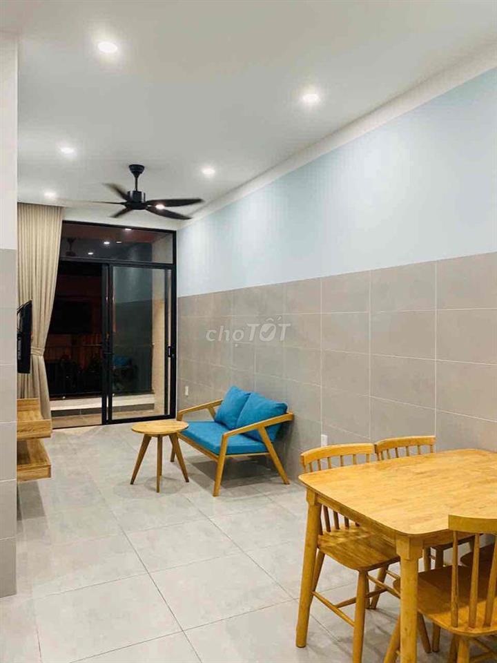 Căn hộ 1 phòng ngủ, mặt tiền đường Đoàn Khuê, thoáng rộng, đẹp