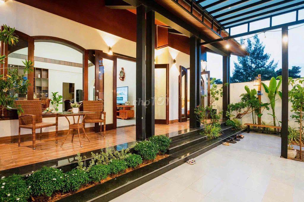 296 CHO THUÊ NHÀ RỘNG 220M² – 3 PHÒNG NGỦ