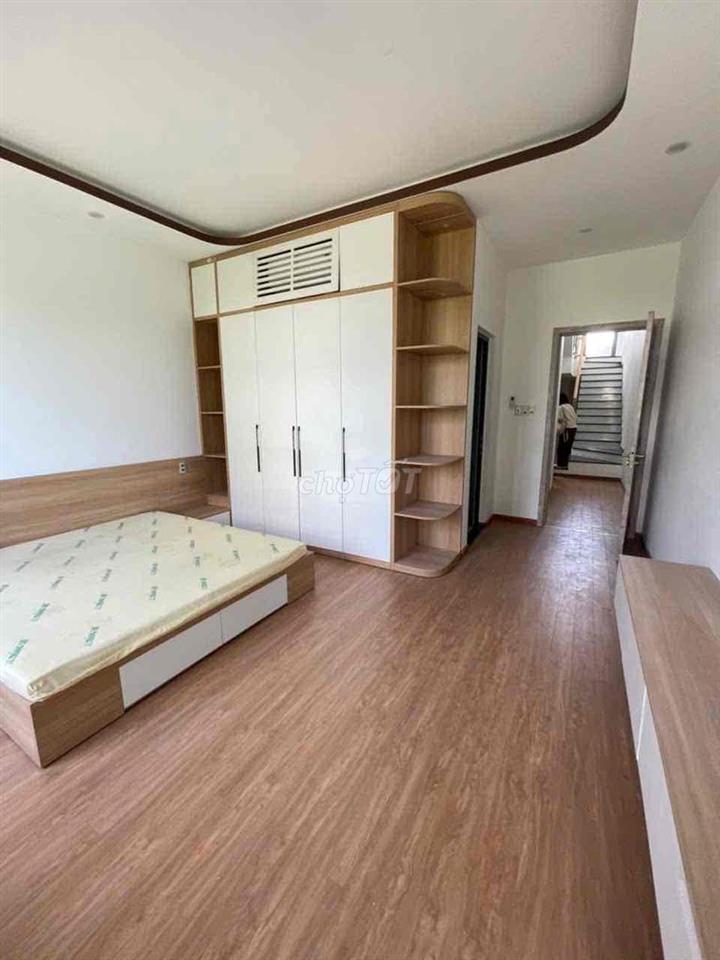 282 CHO THUÊ NHÀ 3 TẦNG THOÁNG MÁT – 3PN 3WC