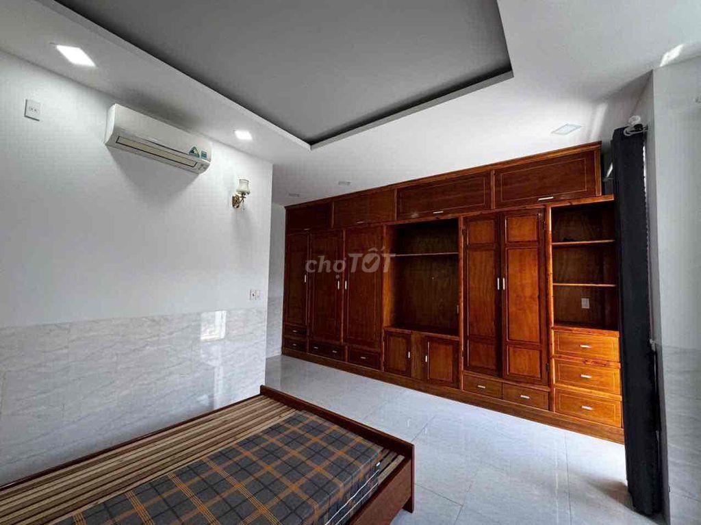 281 CHO THUÊ NHÀ 3 TẦNG 100M² – 4PN 3WC, FULL NỘI THẤT