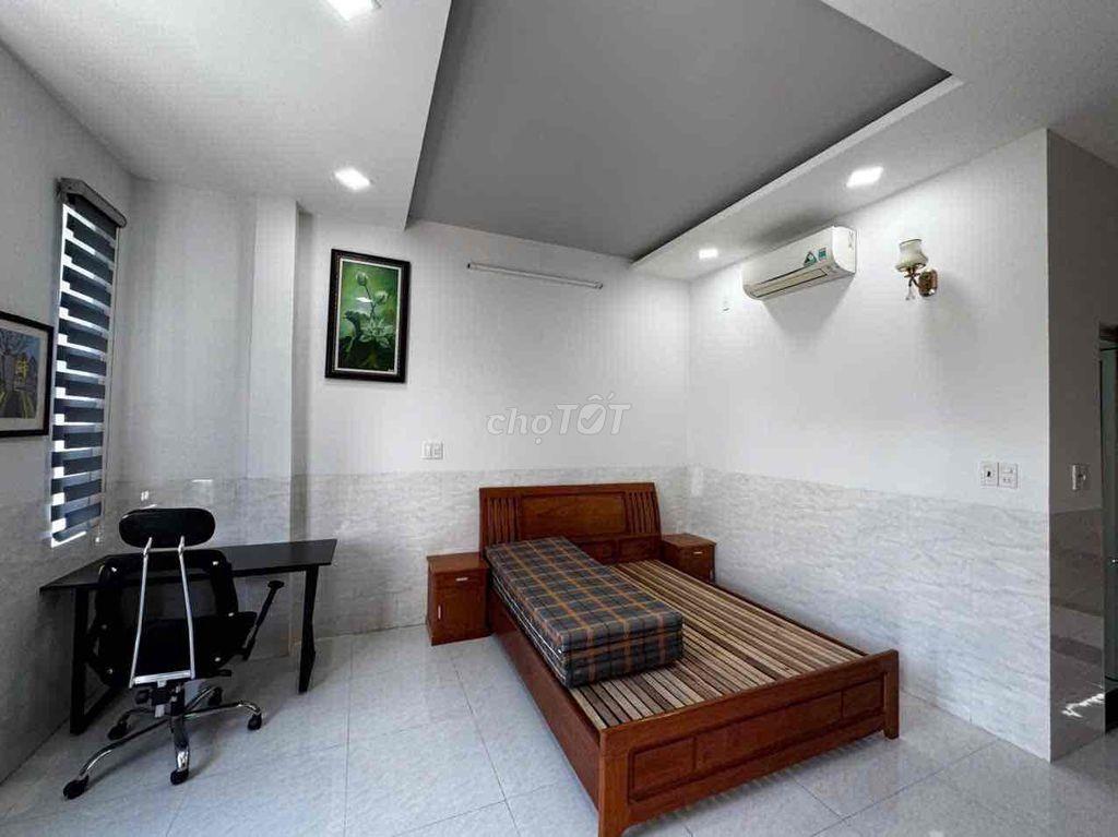 281 CHO THUÊ NHÀ 3 TẦNG 100M² – 4PN 3WC, FULL NỘI THẤT