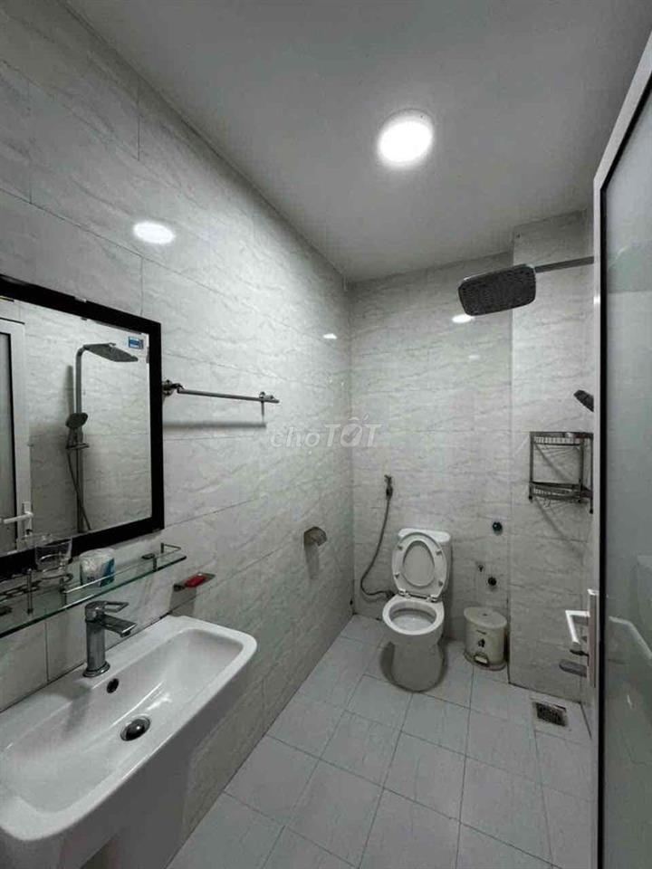 281 CHO THUÊ NHÀ 3 TẦNG 100M² – 4PN 3WC, FULL NỘI THẤT