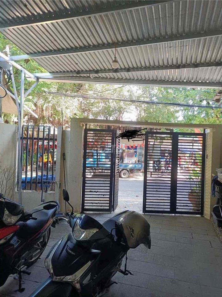 277 CHO THUÊ NHÀ 2 TẦNG 130M² – 3PN 3WC, SÂN RỘNG