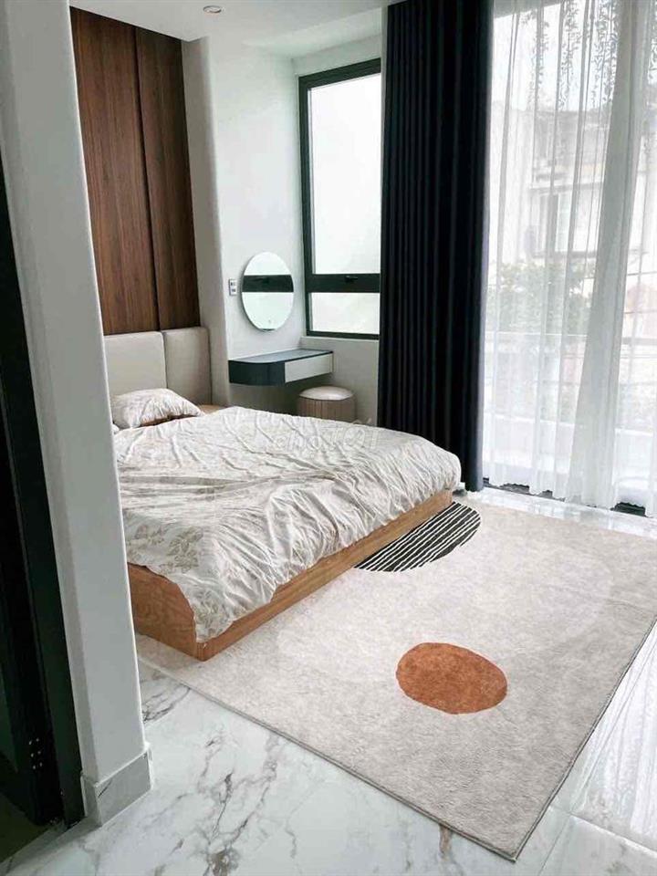 276  CHO THUÊ NHÀ 3 TẦNG 76M² – 3PN 3WC, GARA Ô TÔ