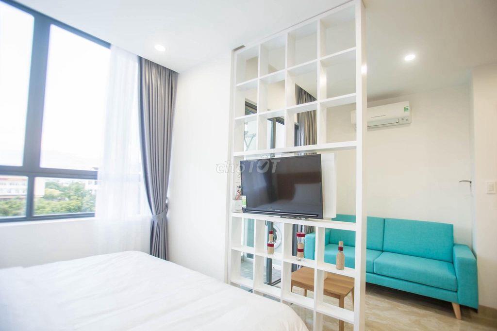 Cho thuê căn hộ  Studio rộng rãi gần cầu Trần Thị Lý - có ban công