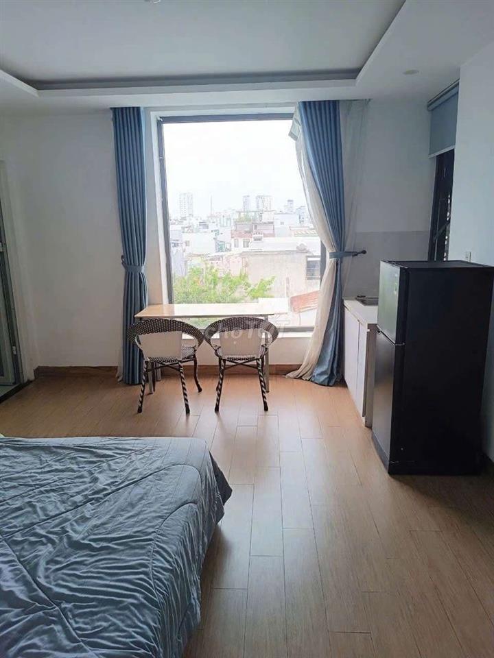 Căn hộ trống sẵn full nội thất hồ bơi