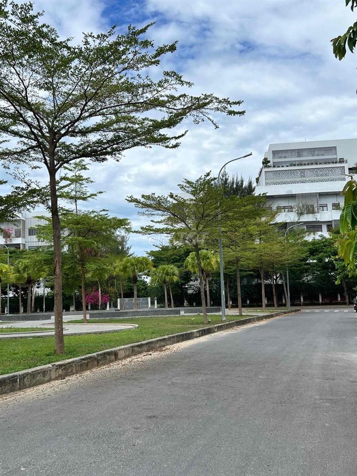 Cho thuê căn hộ sân vườn